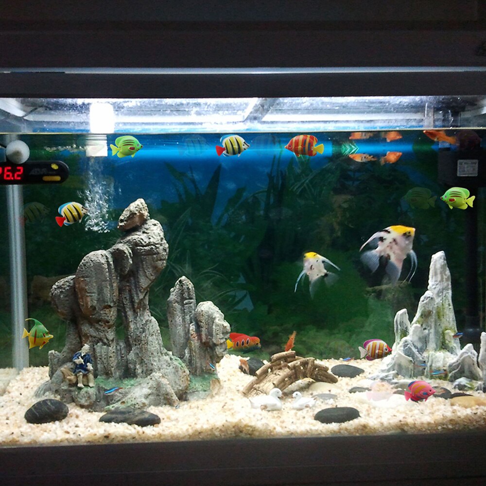 25pcs Aquarium Fish Ornament Fish Tank Landscape Artificial Fish Plastic Fish Decor (Random Style)
