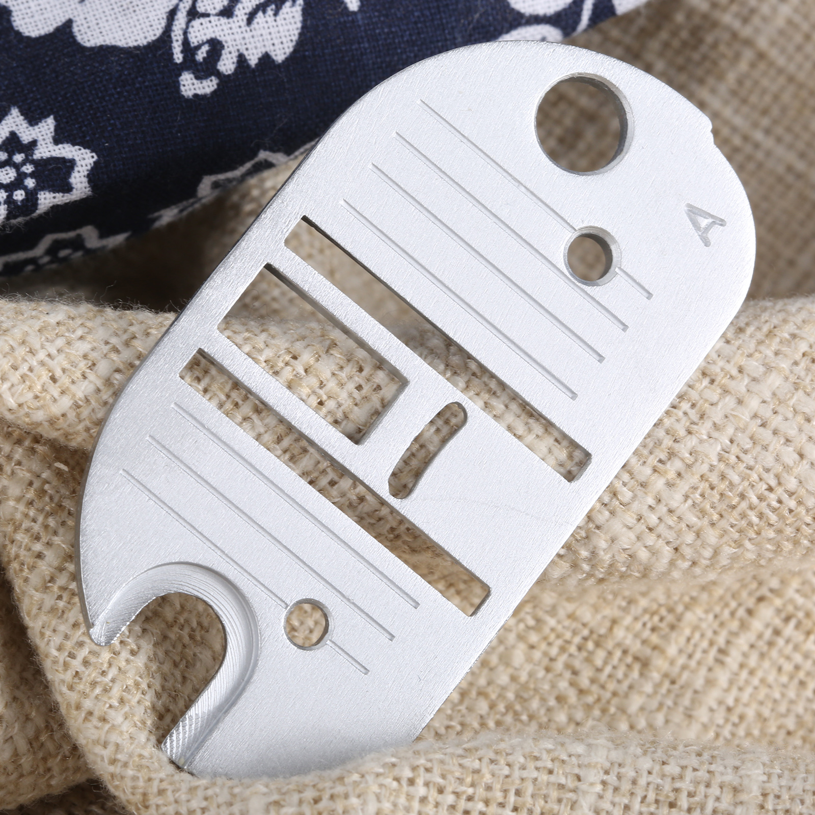 Domestic Sewing Machine Needle Plate Zig Zag Needle Throat Plate #312777 for Singer 1802 1803 1812 1852 1853 1862 1872 1873