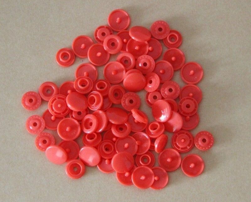 100 sets T3 Round Plastic Snap Buttons Clothes DIY Sewing Accessories Press Button: Red
