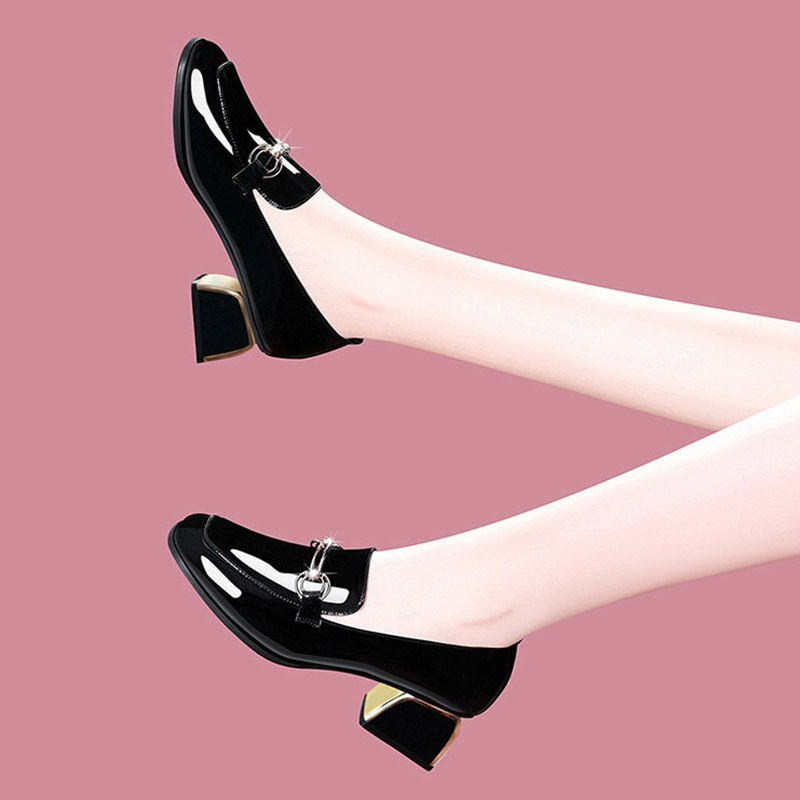 Høst kvinner kjole sko høye hæler lakk båt sko metall firkantede hæler pumps svart kontor sko dame 8628n: Svart / 36