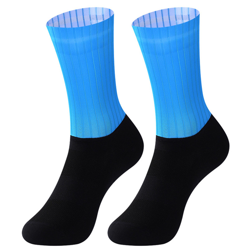 Calcetines aerodinámicos para equipo de bicicleta nueva, calcetines antideslizantes sin costuras para ciclismo, calcetines deportivos de compresión para bicicleta de carreras al aire libre: Azul cielo