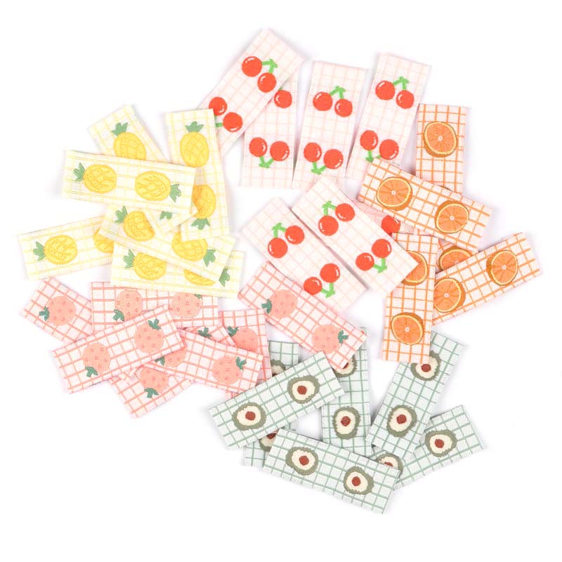 50 pz Carino ananas/Arancio Frutta Mista Etichette per Cucire Vestiti Borse FAI DA TE Ricami etichetta Indumento Accessori Fatti A Mano c2889
