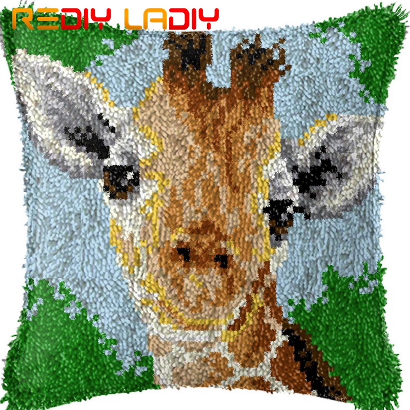 Latch Hook Kit Make Your Own Cushion Ladybug Daisy Acrylic Yarn Crochet Pillow Case Set Printed Canvas Latch Hook Cushion Cover: BZ587