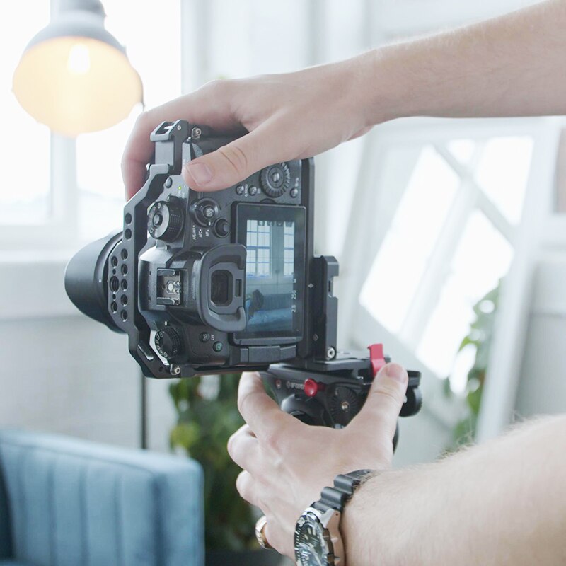 iFootage Horizontal and Vertical Conversion Plate HV-01 L-shaped universal folding quick release plate for Camera photography