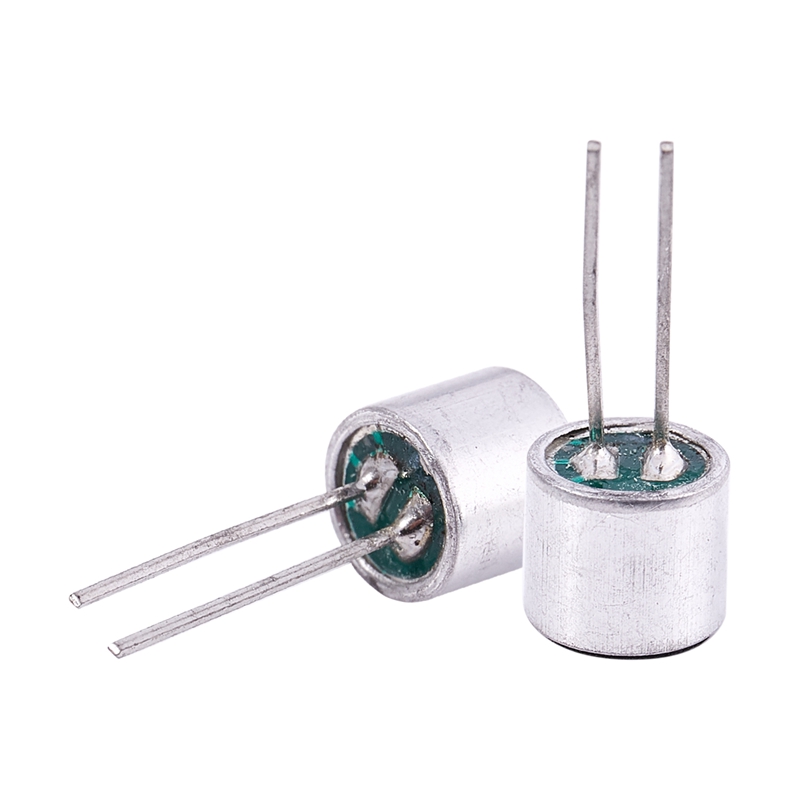 Le Microphone électronique de 30 pièces insère 6050 avec le condensateur de goupilles de carte PCB