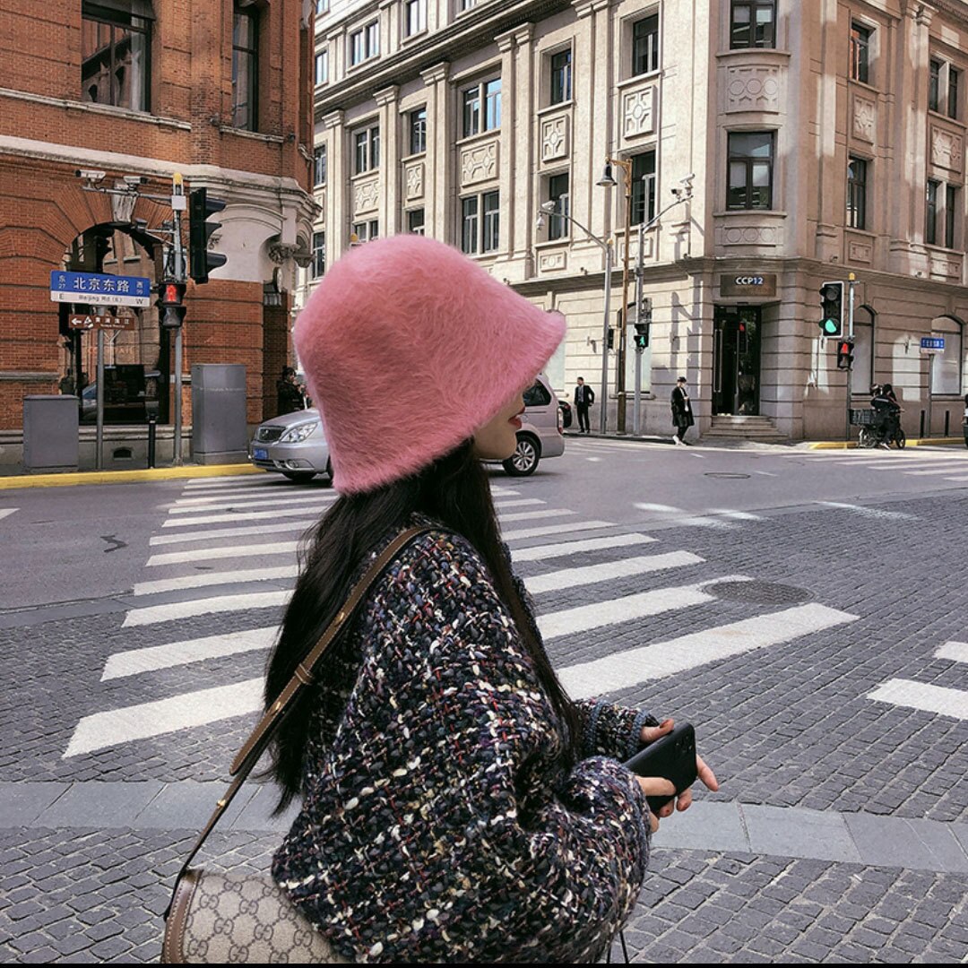 Sombrero de pelo de conejo para mujer, sombrero de pescador de felpa del Joker, versión coreana, muestra la cara, sombrero de cubo pequeño, sombrero de lavabo de día cálido: Plum Red