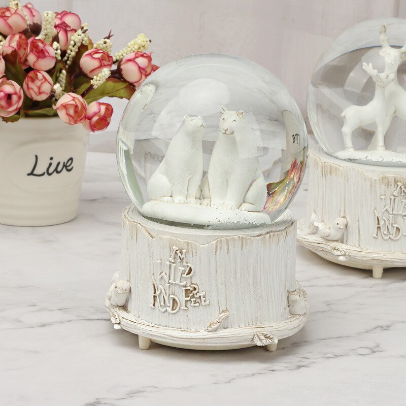 Musical Box Automatic Snowflake with Lights Romantic Snow Globes Retro Box Deer Bear Snow Ball for Girlfriend Home Decor: Bear