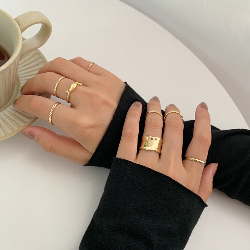 8 Stks/sets Fijnere Ringen Set Voor Vrouwen Metal Hollow Ronde Opening Vrouwen Gesp Joint Staart Vinger Ring Voor Meisje Party huwelijksgeschenken
