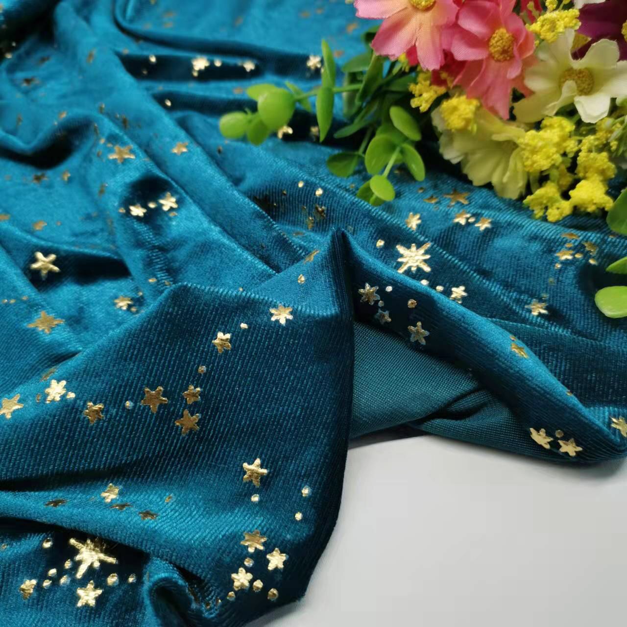 Tessuto in velluto per abito splendidi pantaloni a stella dorata setosi tessuti per la casa elasticizzati morbidi di lusso lucidi: 6 alzavola