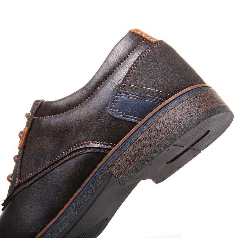 Zapatos de vestir clásicos marrones para hombre, calzado Formal de negocios de cuero con punta redonda y cordones, estilo británico, Derby