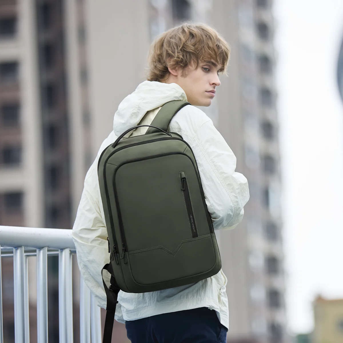 HK Uitbreidbare zakelijke rugzak voor heren Notebooktas met USB-poort Lichtgewicht 15,6 inch laptop Schooltas Grote reisdagrugzakken
