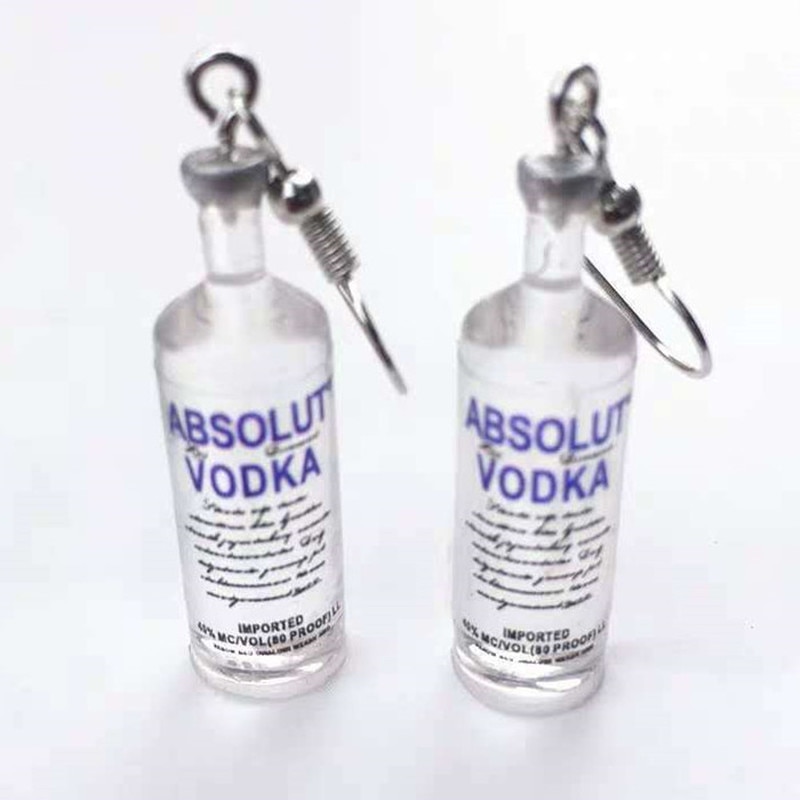 Cool Vodka bouteille goutte boucles d'oreilles pour femmes fille drôle boire Style dessin animé Transparent bouteille balancent boucles d'oreilles