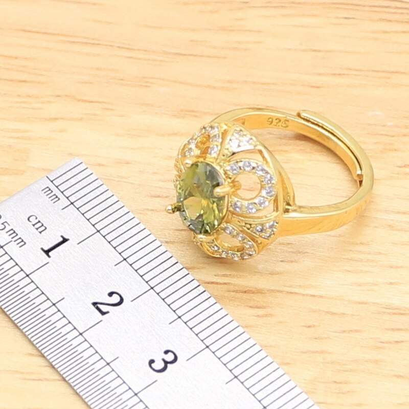 Neue Olive Green Zirkon Gold Farbe Schmuck Sets für Frauen Ohrringe Halskette Anhänger Ringe Box