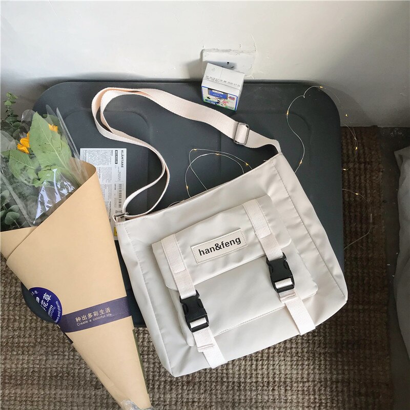 Japonês grande-capacidade bolsa de lona novo 2021 legal função à prova dwaterproof água estudante mensageiro saco de escola bolsas crossbody saco: WHITE