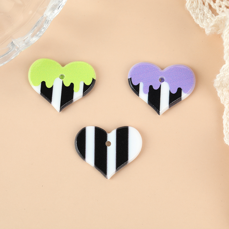 Abalorios acrílicos con estampado de dos lados, 12 piezas, corazón, rayas blancas y negras, joyería para collar, fabricación artesanal