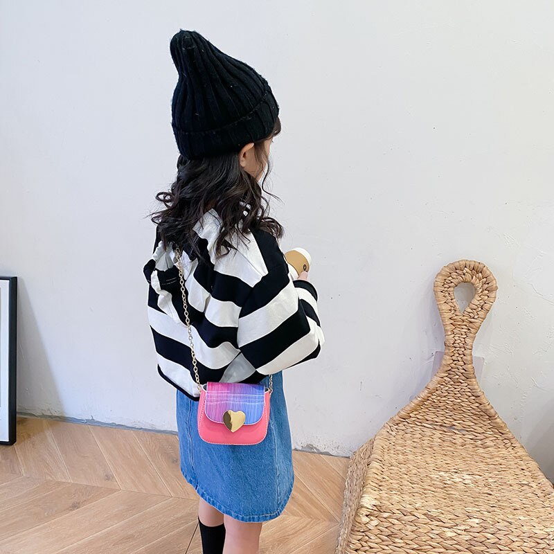 Kids Purses and Handbags Cute Mini Leather Heart Crossbody Girls Coin Pouch Kid Wallet Baby Clutch Bag