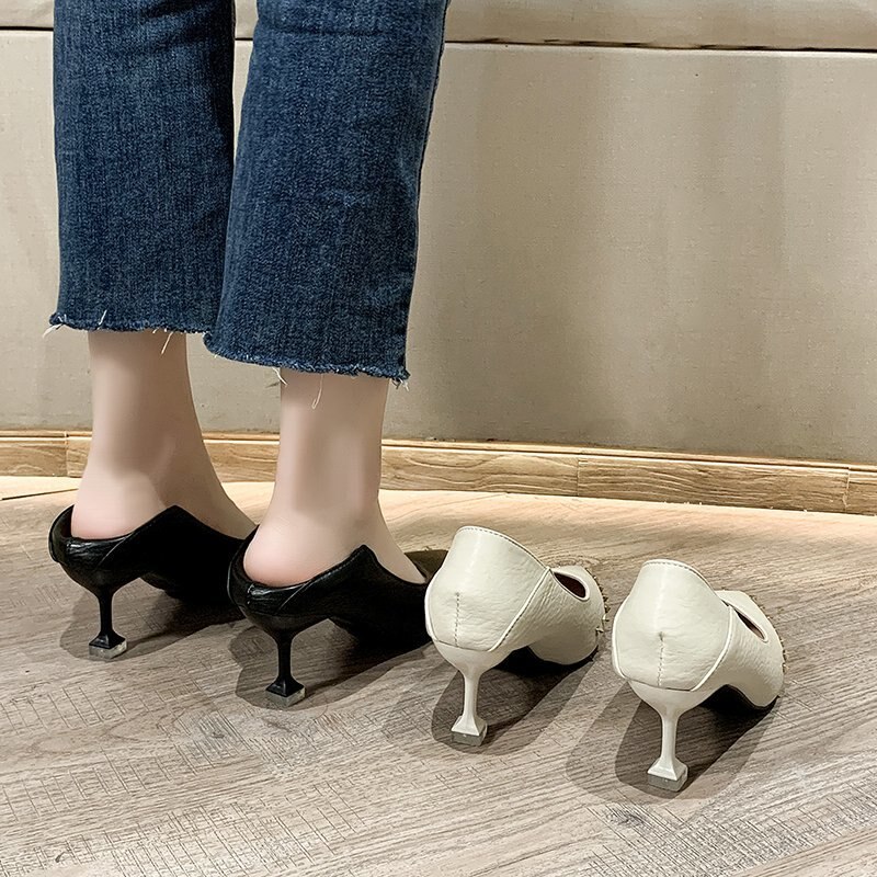 Kianii 6.5cm hoge hakken voor dames met klinknagels, ondiepe feestschoenen, dunne pumps in 34-39 maten, zachte pu-schoenen met puntige neus en instaphak