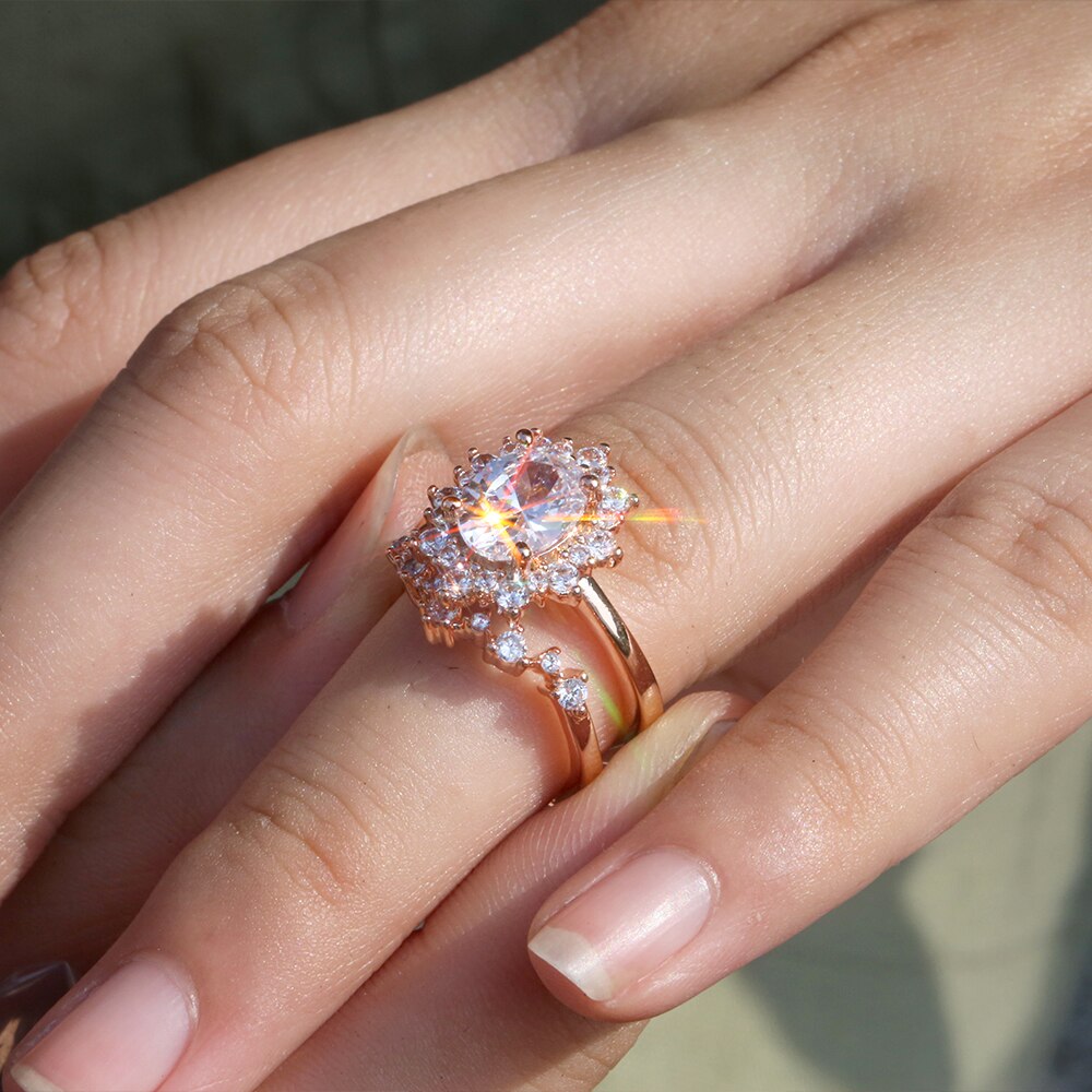 Huitan Neue 2PC Braut Ring Sets Ziemlich Sonne Blume Geformt Rose Gold Hochzeit Engagement Ringe Für Weibliche Mit klar Stein