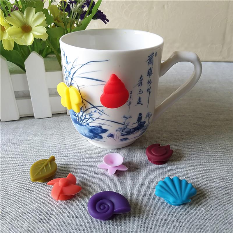 8PCS Mini Cute Wine Glass Charms Silicone Assorted Types Wine Glass Marker Wine Glass Tag Bar Accessories For Party