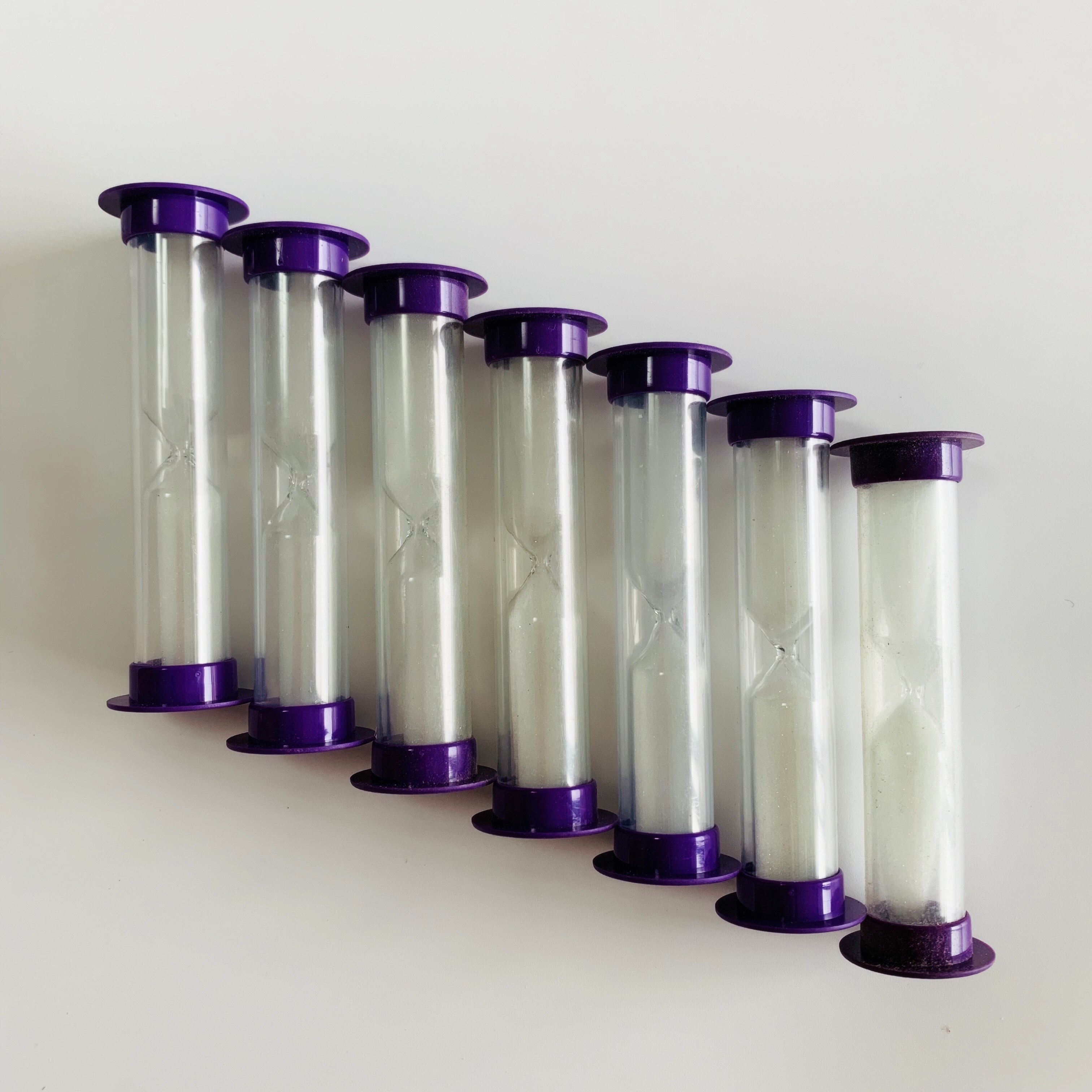 Plastic sand timer,Plastic hourglass, 5 minutes sand timer with White sand cooking sand timer shower hourglass