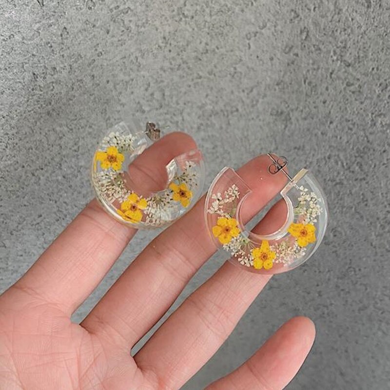 AOMU, 1 par, pendientes de flores secas de resina transparente en forma de C geométricas de Corea Vintage para mujer, verano , joyería Chic para