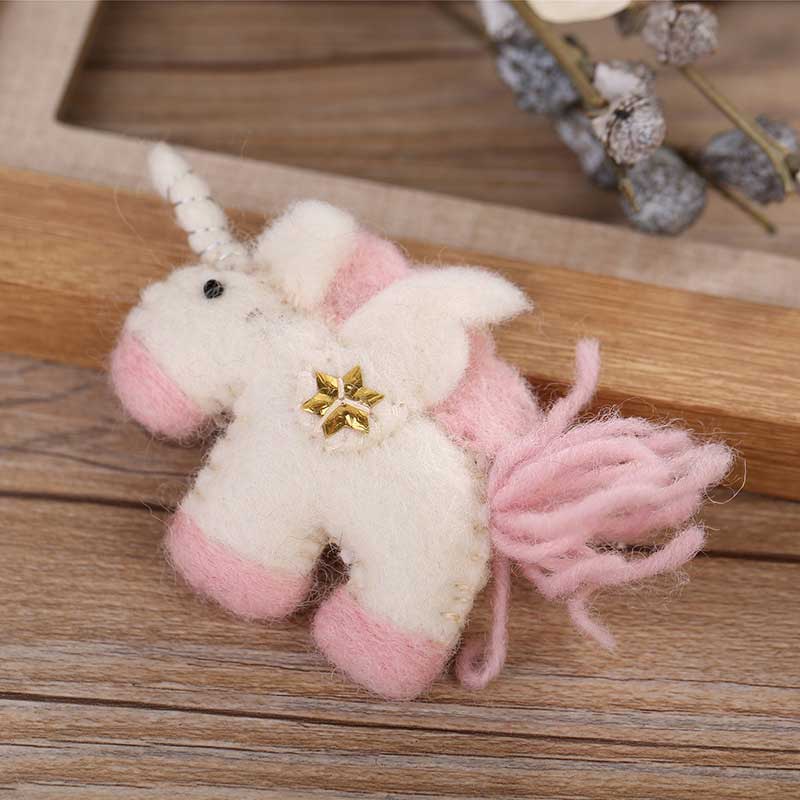 Hecho a mano precioso unicornio caballo lana aguja Kit de fieltro acabado decoración del hogar mujeres niñas bolso colgante accesorio: Pink Unicorn