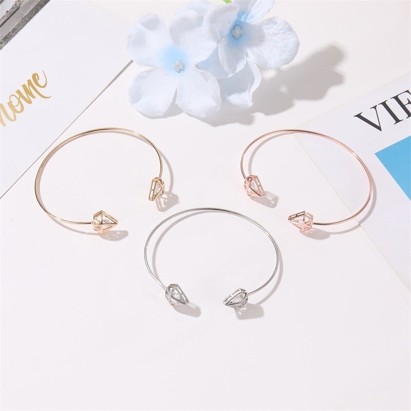 Bangles Hollow Out Triangle Bracelets Women Simple Zircon Jewellery Bracelet Geometric Jewelry Hand Made Trendy Armband