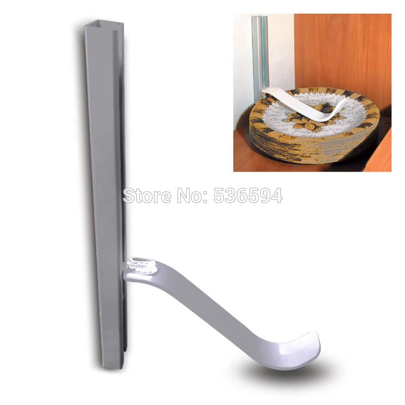 Passive Plate holder for RV kitchen