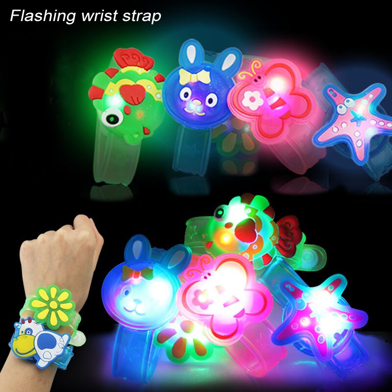 1pcs Finger Spinner Band Manual Rotating Soft Flash Luminous Gyro Bracelet Kids LED Glow In The Dark Game Toys for Children: 1pcs random Color