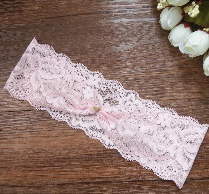 1pcs Wedding Vintage Navy lace garter gold tiny heart charm garter lace bridal lace keepsake garter toss garter: Pink