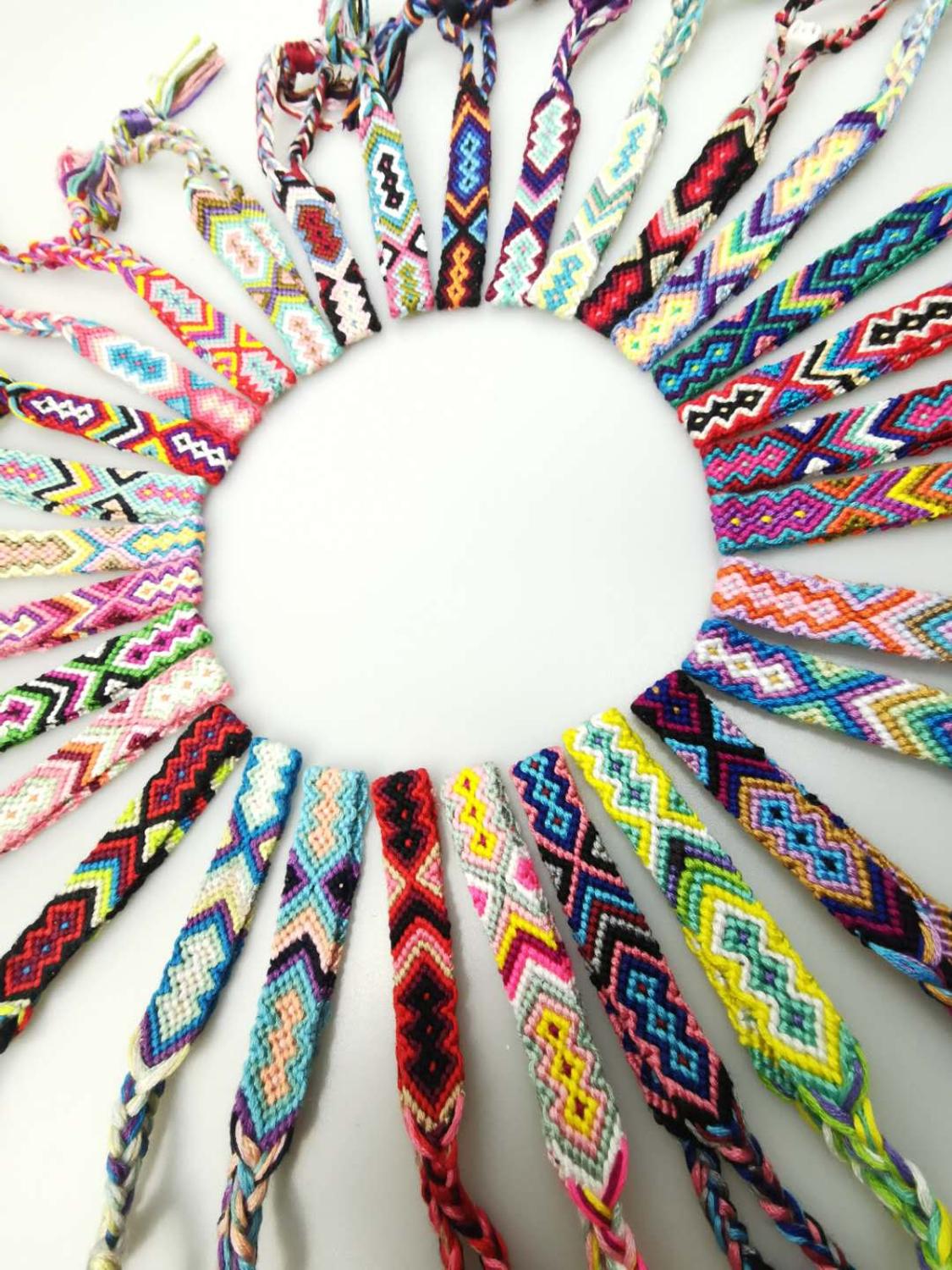 Boho Handwove di Amicizia Del Braccialetto Delle Donne Della Ragazza 100pz Casuale di colore Del Ricamo Stringa tutto'ingrosso Della Spiaggia di proprietà di Surf Gioielli Regalo