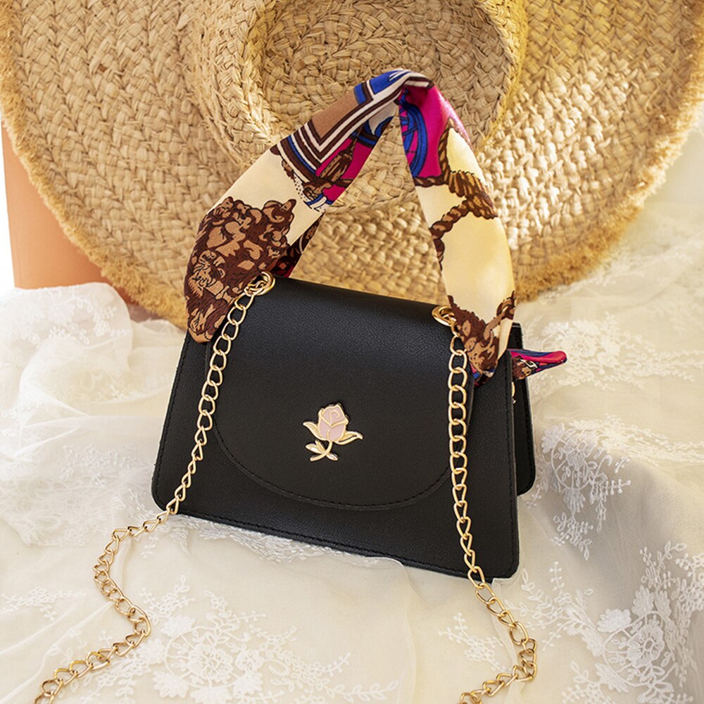 Women Large Capacity Bucket Crossbody Bags Style Mini Wide Strap Shoulder Fur Ball Messager Bags Handbag: C-color4