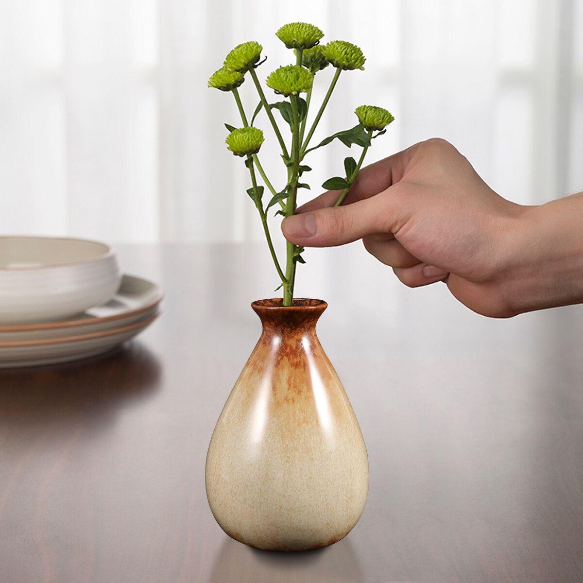 1pc Ceramic Vase Simple Flower Arrangement Dry Flower Vase Desktop Decoration for Office Hotel Home (Green)