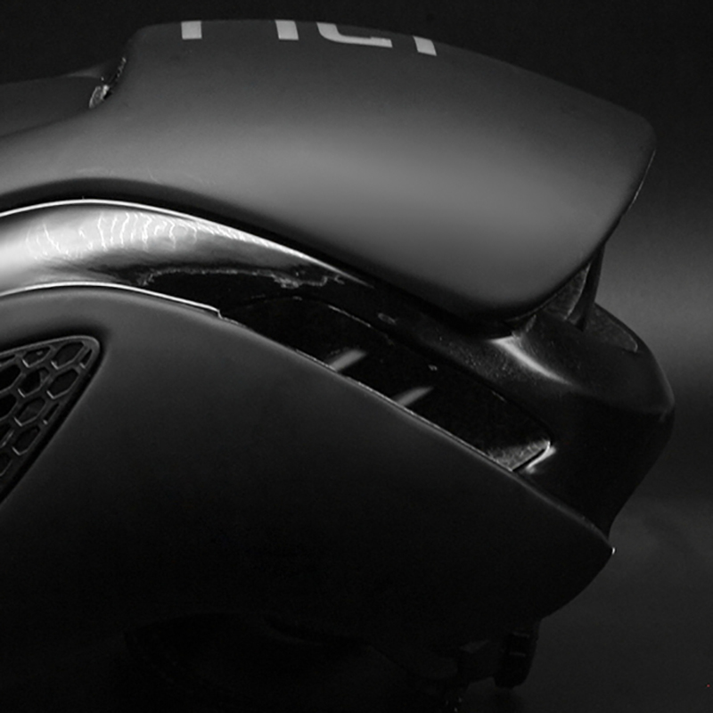 Casco de bicicleta Aero TT de 300g, casco de seguridad para deportes de bicicleta de carretera, casco de prueba de tiempo en molde para carreras para hombres: M / Negro