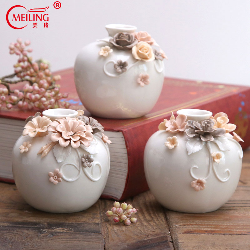 Handmade Art Collectibles Ceramic Flower Vases Small Porcelain Ornaments For Home Tabletop Kitchen Bathroom Vanity Decorations