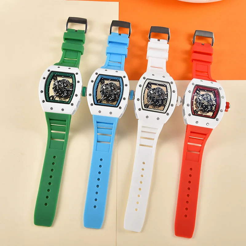 Luxe quartz herenpolshorloge 2025, modetrend, automatisch waterdicht herenhorloge, lichtgevende transparante horloges