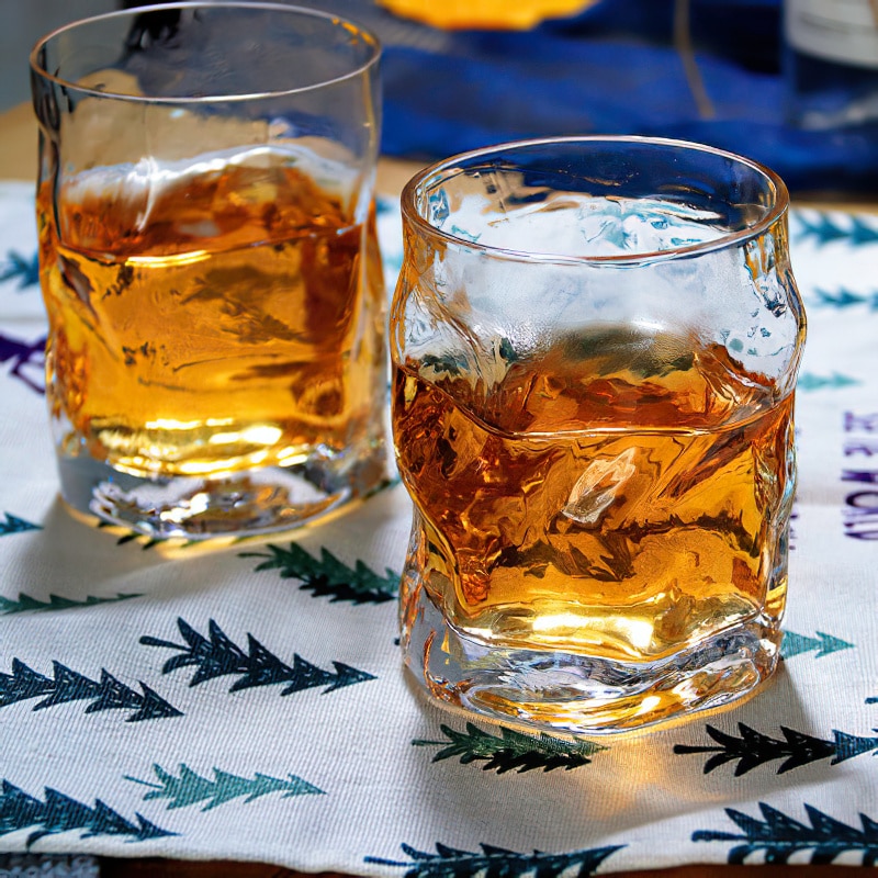 Europæisk phnom penh trærod form gennemsigtigt glas restaurant hjem spiritus øl whisky vodka glas drikkekop