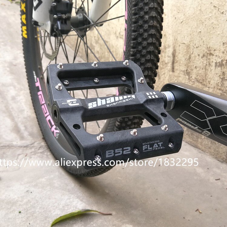 1pair black MTB nylon Pedals Ultralight BMX Bicycle Pedals 3 Bearings Cycling Pedals Mountain Bike Folding Bike Pedals