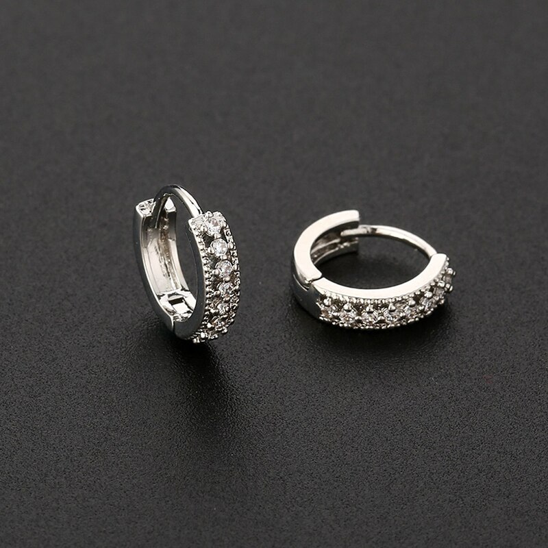 Meisjes Kleine Hoepel Oorbellen Golden/White Crystal Stud Minimale Hoops Tiny Earring Piercing Sieraden Voor Vrouwen Binnen 9 mm: Silver