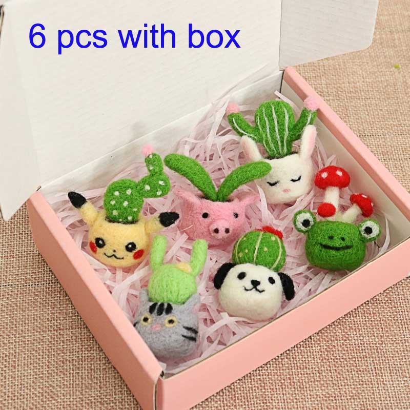 Non-Finished Women Felt Craft Kit Lovely Animal Cactus Plant Wool Needle Felt Material Decoration For Birthday Friend DIY: ZT007-6 pcs with box