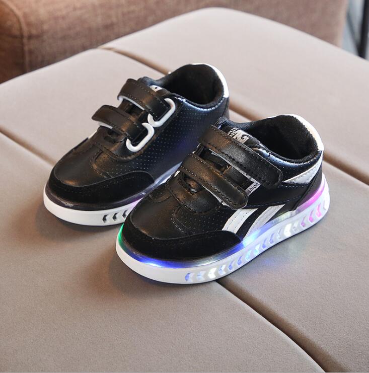 Europese LED verlichte kinderen casual schoenen lichtgevende cute kids peuters sport Schoenen leuke baby jongens meisjes sneakers