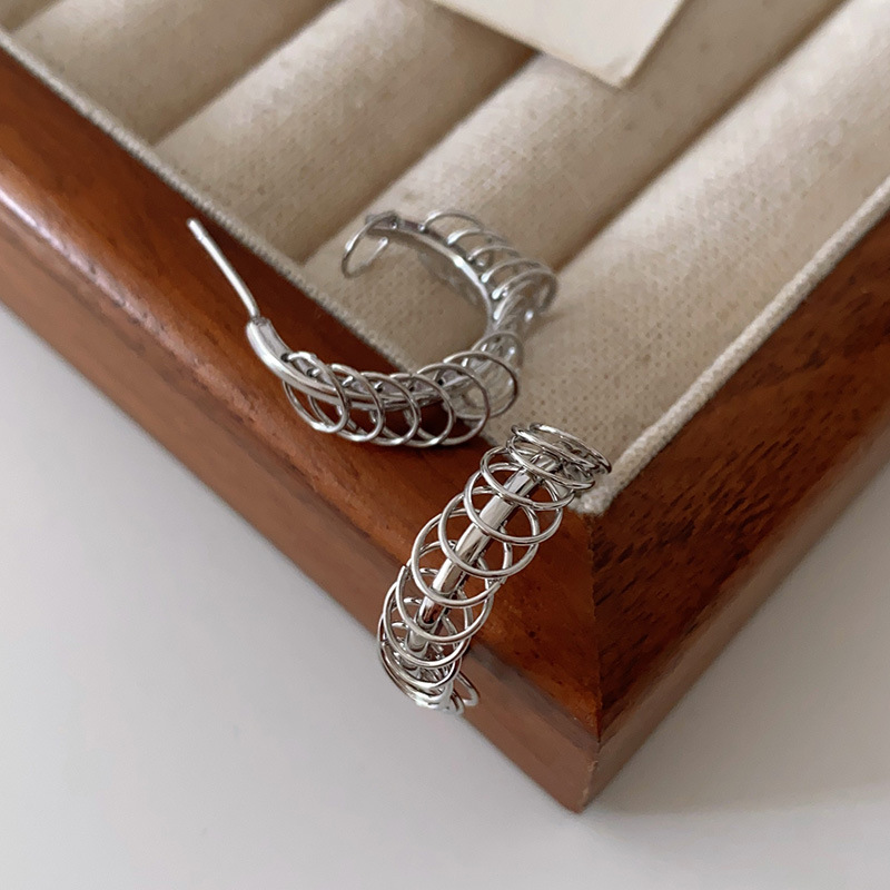 Boucles d'oreilles en métal en forme de C, Style européen et américain, personnalisées, à la , pour dames et filles, accessoires de voyage et de mariage: Pistolet noir plaqué