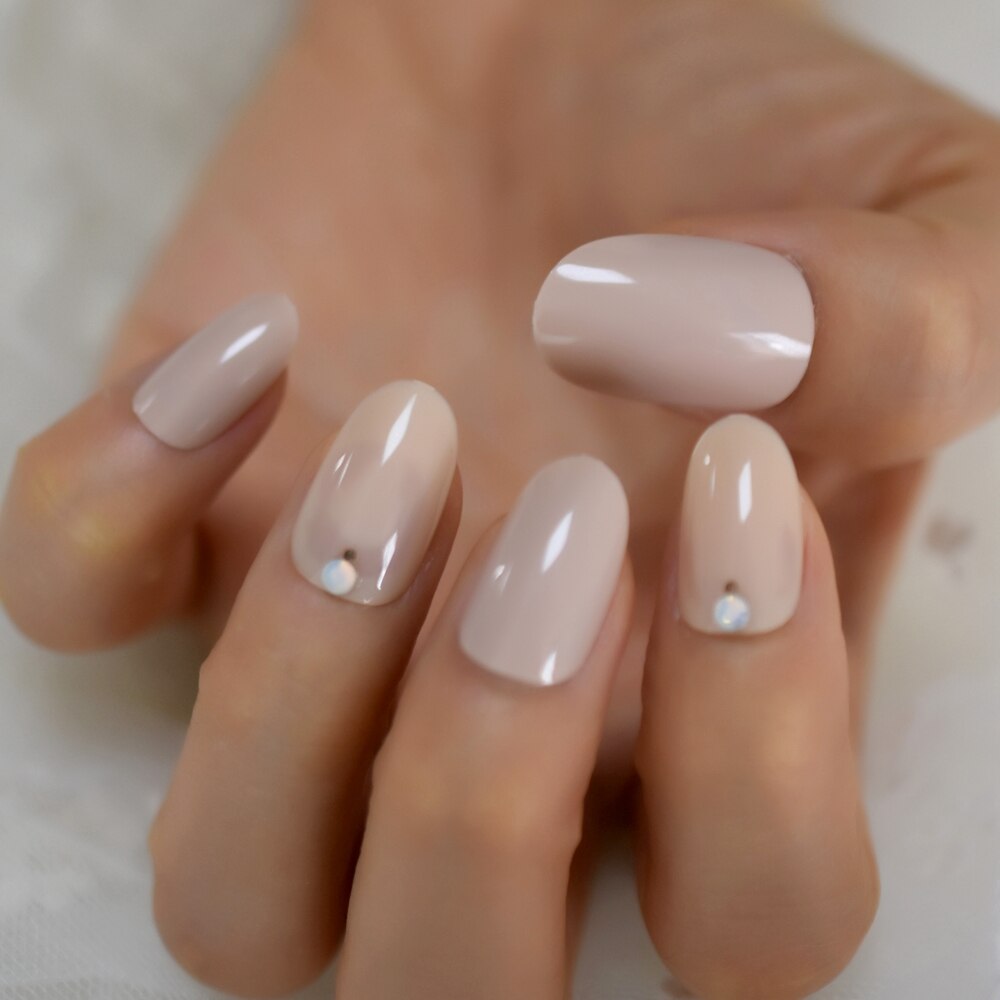 Codzienne sztuczne paznokcie krótkie średniej wielkości owalne prasy na paznokcie kolor manicure dekoracyjne porady z dżetów