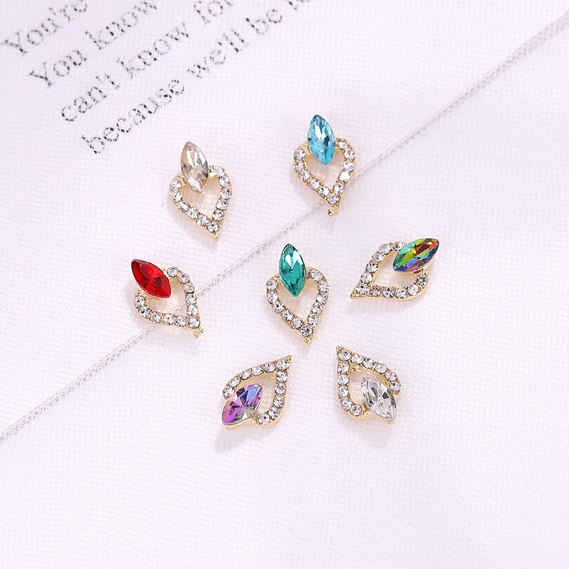 10Pcs Hollow Hart Steentjes Super Mode Glitter Nagels Charms Sieraden Accessoires Voor 3D Nail Art Decoratie: Mixed 10PCs