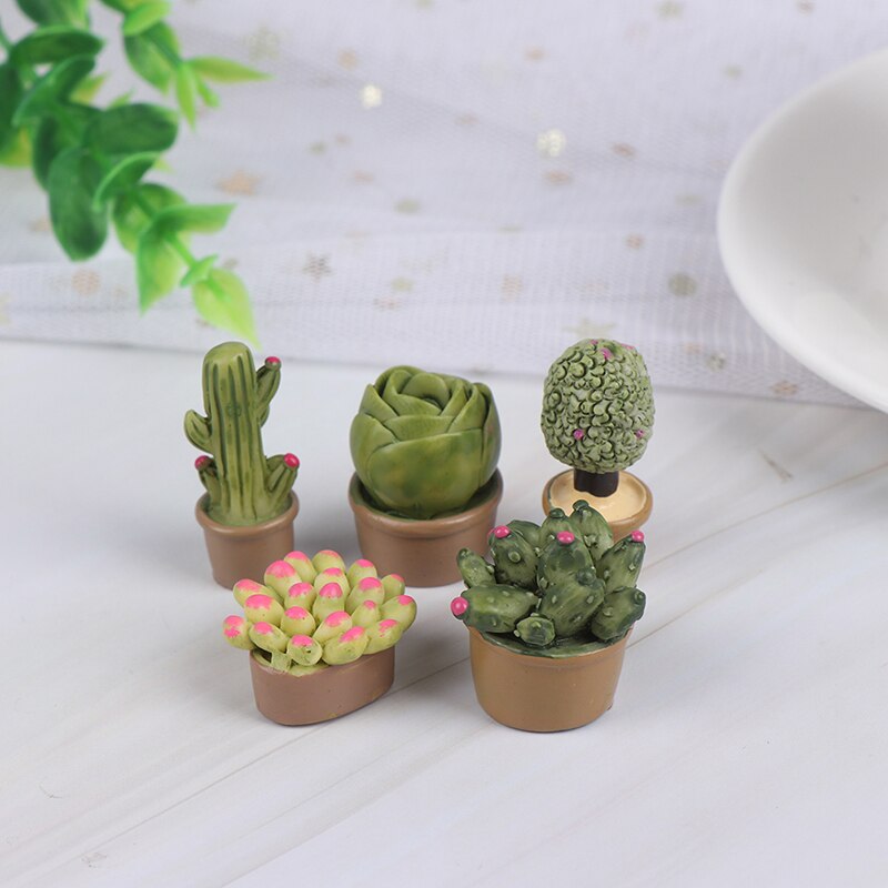 2PCS 1:12 Puppenhaus Möbel Dekoration Zubehör Zufällig Gesendet Miniatur Grünen Pflanzen Dekoration