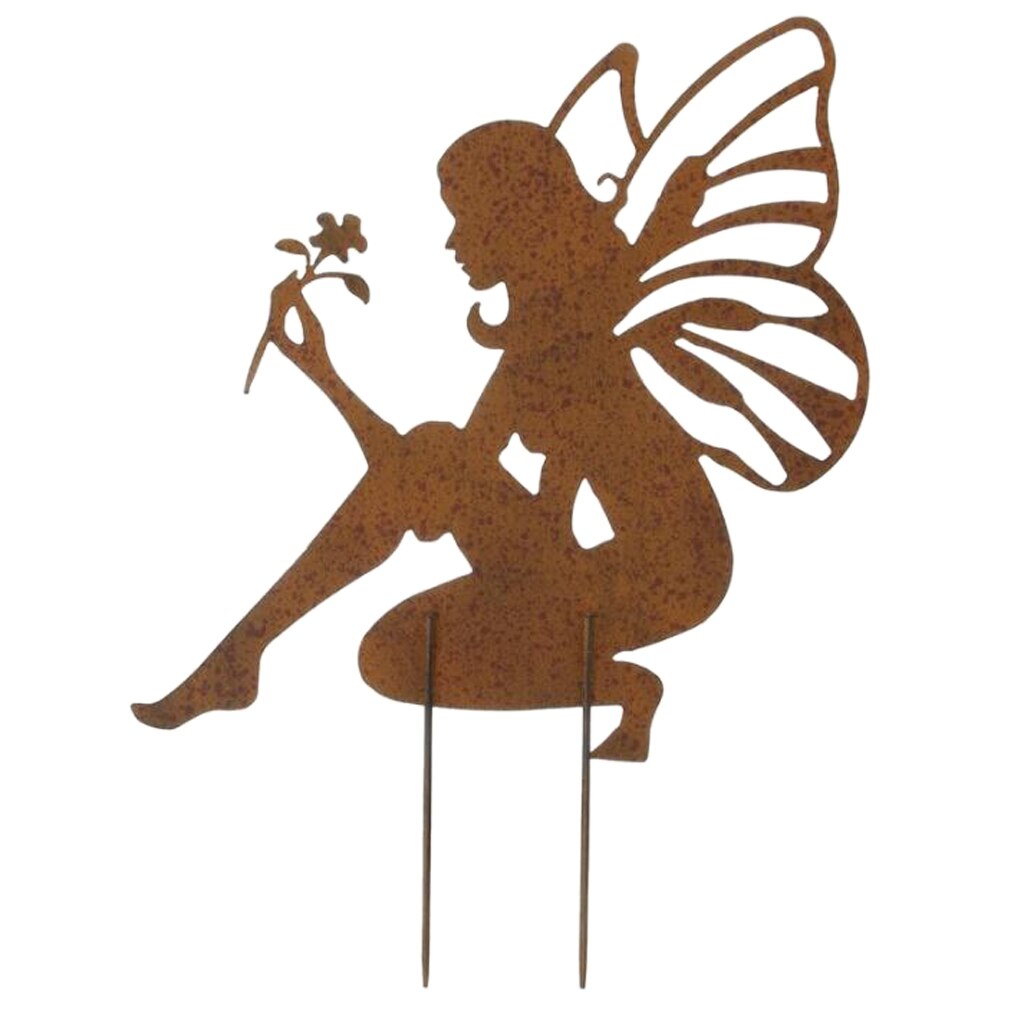 Grote tuinengel / feeënpaal van metaal voor decoratie van het gazon in de buitenlucht