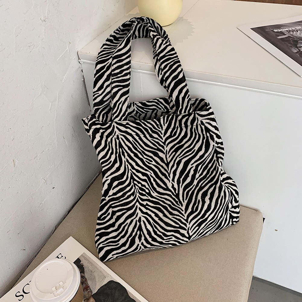 2020 novo inverno grande saco de veludo das mulheres bolsa de ombro leopardo padrão zebra bolsa feminina grande capacidade quente macio tote bags: Zebra pattern