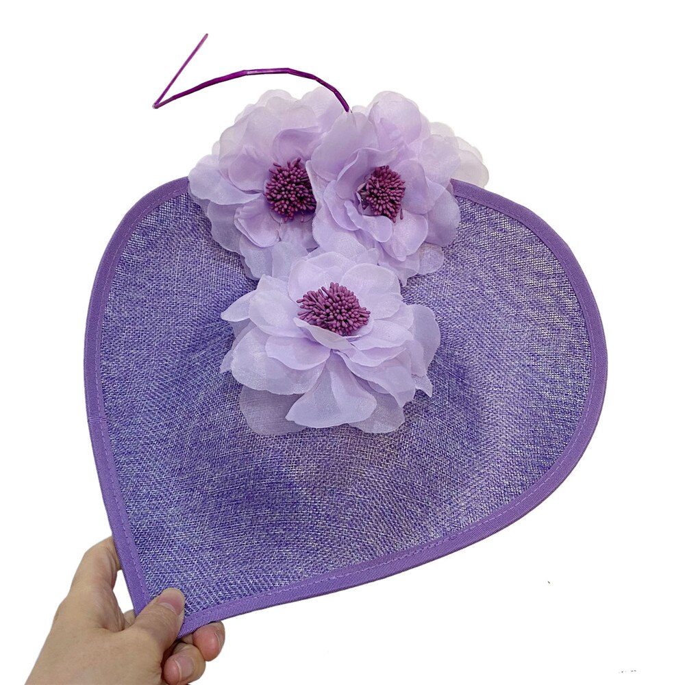 Witte hoeden voor grote feesten, fascinators voor vrouwen, veren, prachtige bruidshoeden, bruidshoofddeksels, sombrero, bloemenhoofddeksel voor dames.: Lichtpaars