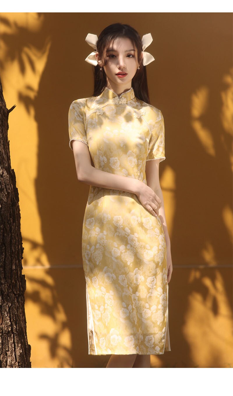 Chinese Traditionele Cheongsam Beige Mid Lange Jurk Handgemaakte Knop Bloemen Retro Elegante Vrouwen Qipao S Tot 2XL