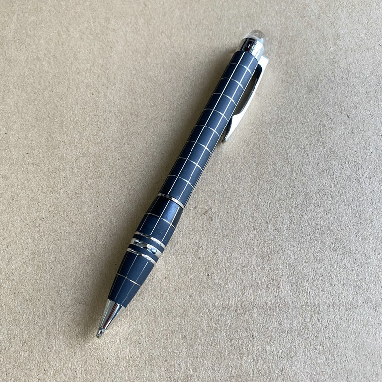 Stylo exécutif en métal à rayures platine, stylo à bille étoile à poignée en caoutchouc/Rollerball, de luxe pour les professionnels d'entreprise: WHITE